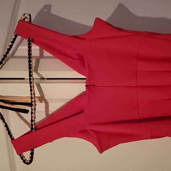 Simons coral dress - Picture 5 of 7